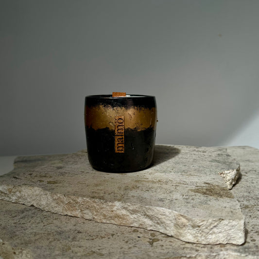 Single Pot, Charcoal with a Gold Band